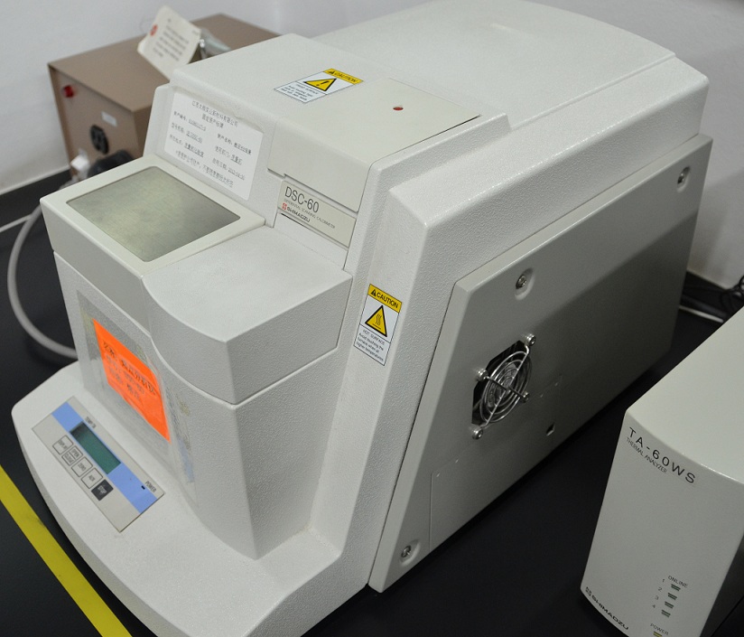 熔点分析仪.JPG 熔点分析仪.JPG